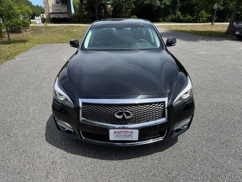 Used 2015 INFINITI Q70 3.7 AWD/4WD image 2
