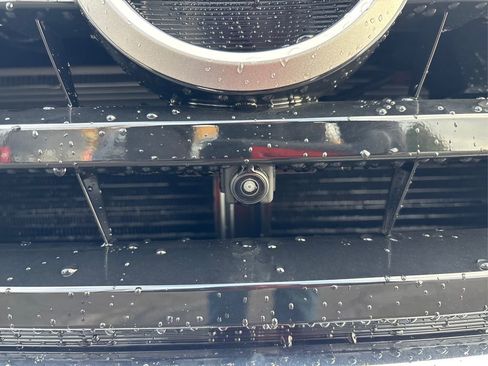 New 2025 Nissan Pathfinder Platinum w/ Lighting Package (N92) image 17