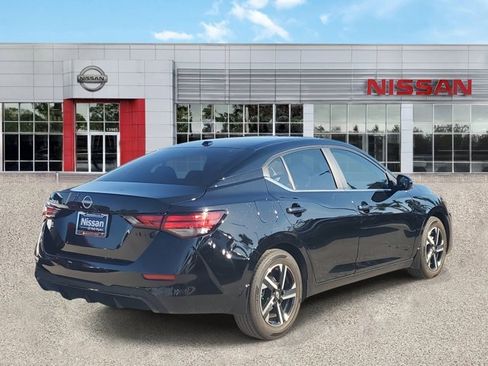 Certified 2025 Nissan Sentra SV w/ Trunk Package image 5