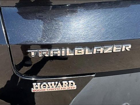 Used 2023 Chevrolet TrailBlazer LT w/ Convenience Package FWD image 30