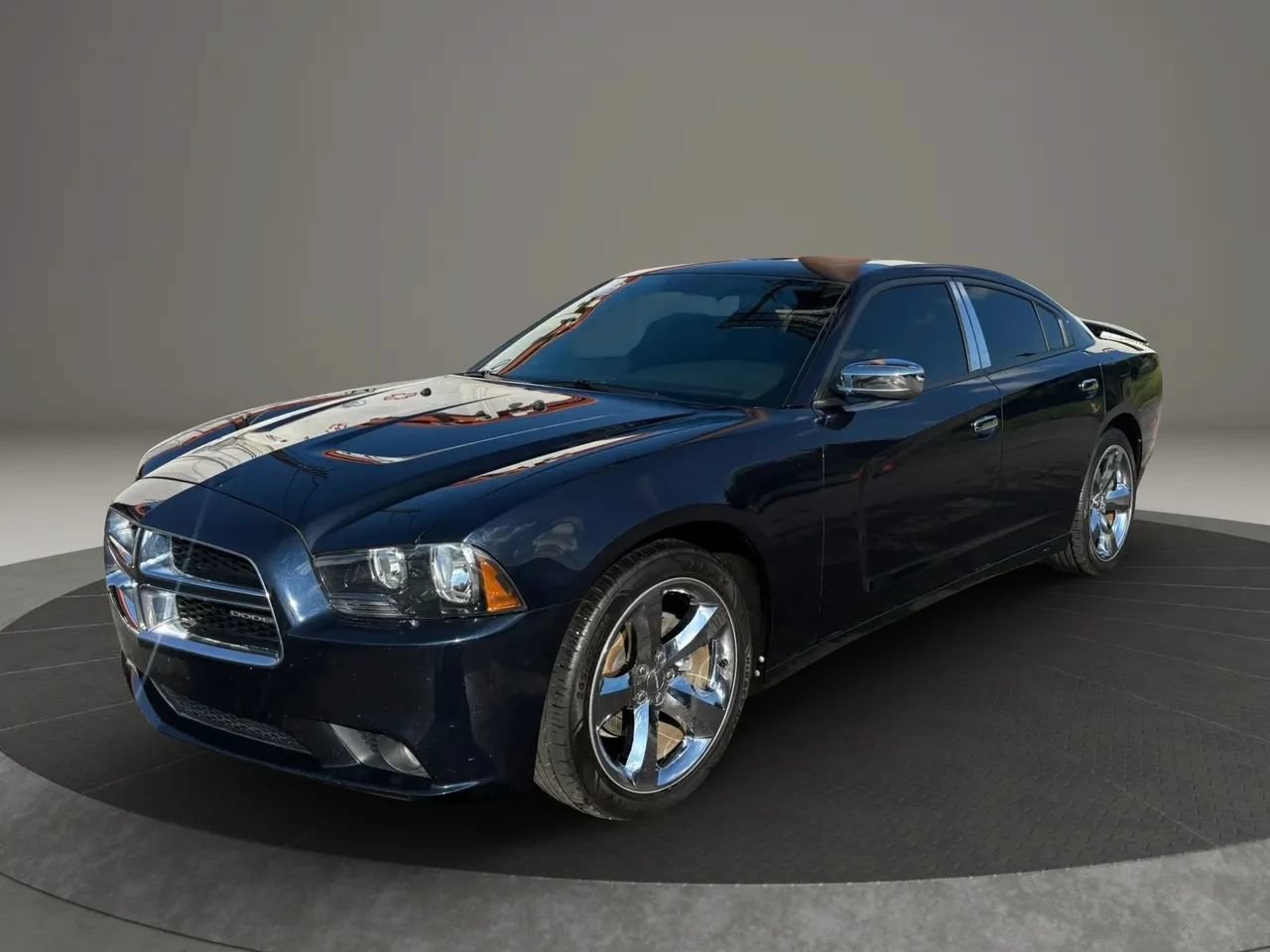 Used 2011 Dodge Charger Rallye RWD image 1