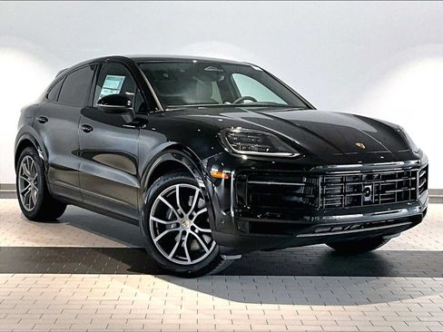 New 2026 Porsche Cayenne Coupe AWD/4WD image 9