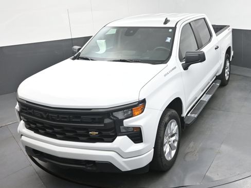 Used 2024 Chevrolet Silverado 1500 Custom AWD/4WD image 29