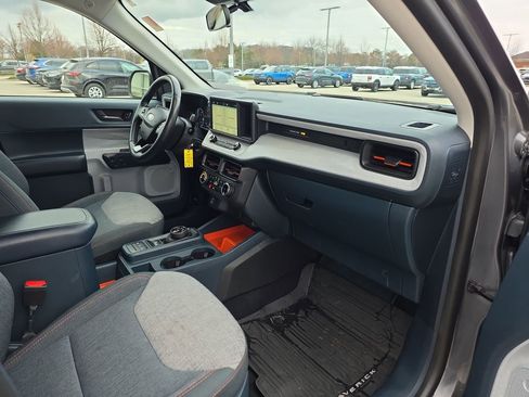 Used 2024 Ford Maverick XLT w/ XLT Luxury Package image 15