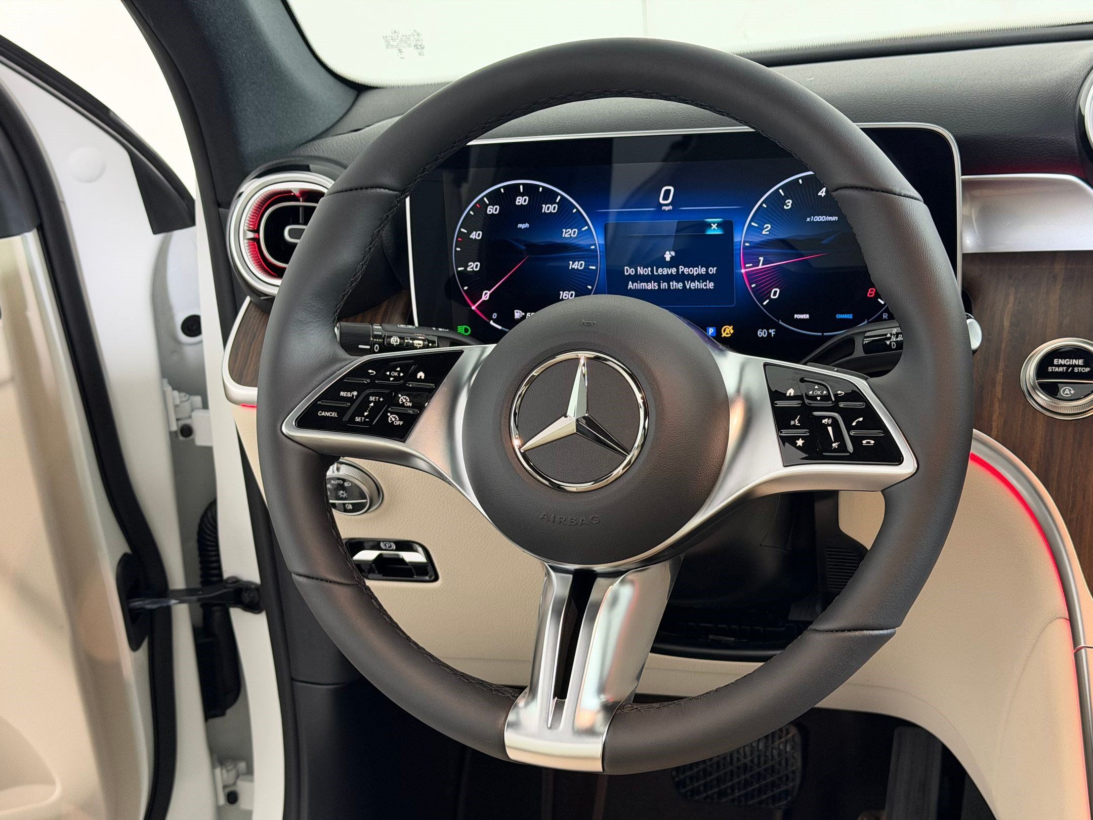 Used 2026 Mercedes-Benz GLC 300 4MATIC image 17