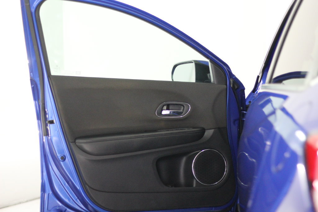 Used 2022 Honda HR-V EX image 48