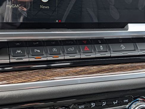 New 2026 GMC Sierra 1500 SLE AWD/4WD image 45