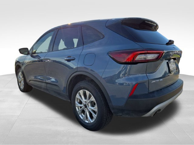 Used 2025 Ford Escape Active AWD/4WD image 10