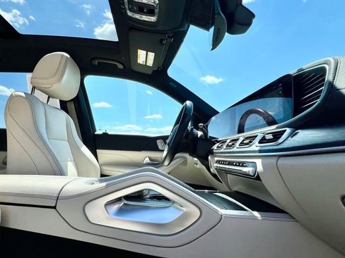 Certified 2023 Mercedes-Benz GLS 450 4MATIC image 16