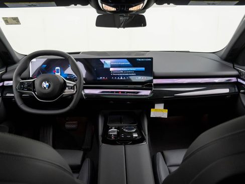 New 2026 BMW 540i xDrive w/ Premium Package image 11