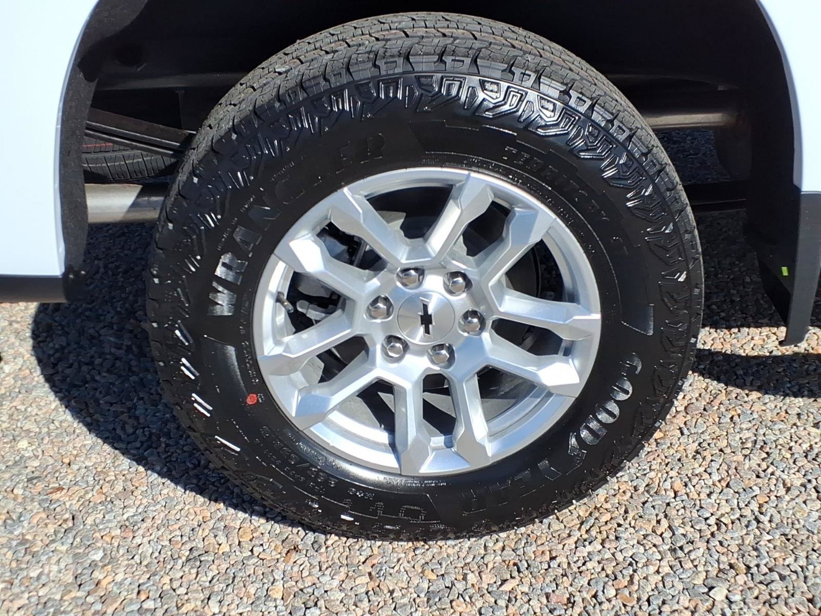 New 2026 Chevrolet Silverado 1500 RST AWD/4WD image 13