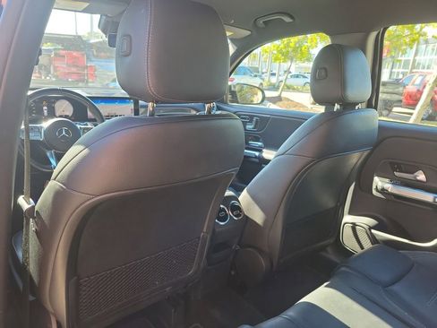 Used 2021 Mercedes-Benz GLB 35 AMG GLB 35 AMG image 18