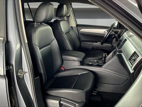 Used 2019 Volkswagen Atlas SE FWD image 26
