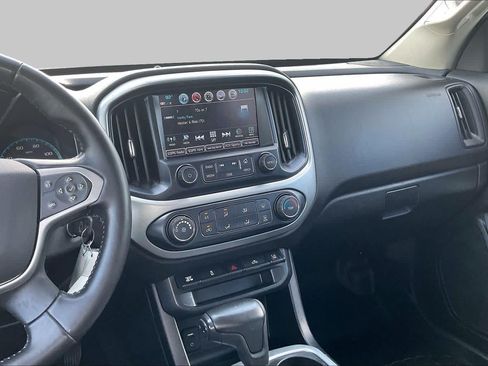 Used 2018 Chevrolet Colorado LT w/ LT Convenience Package AWD/4WD image 7