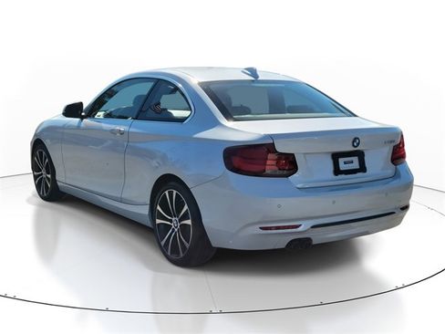 Used 2020 BMW 230i Coupe w/ Premium Package image 3