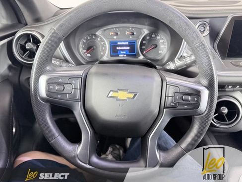 Used 2021 Chevrolet Blazer LT FWD image 16