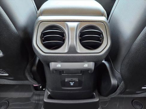 Used 2025 Jeep Wrangler Unlimited Rubicon 392 AWD/4WD image 26