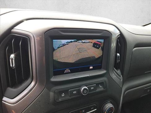 Used 2021 Chevrolet Silverado 1500 Custom Trail Boss AWD/4WD image 21