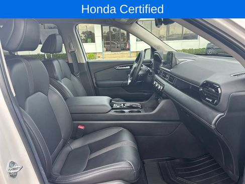 Used 2025 Honda Pilot EX-L image 10