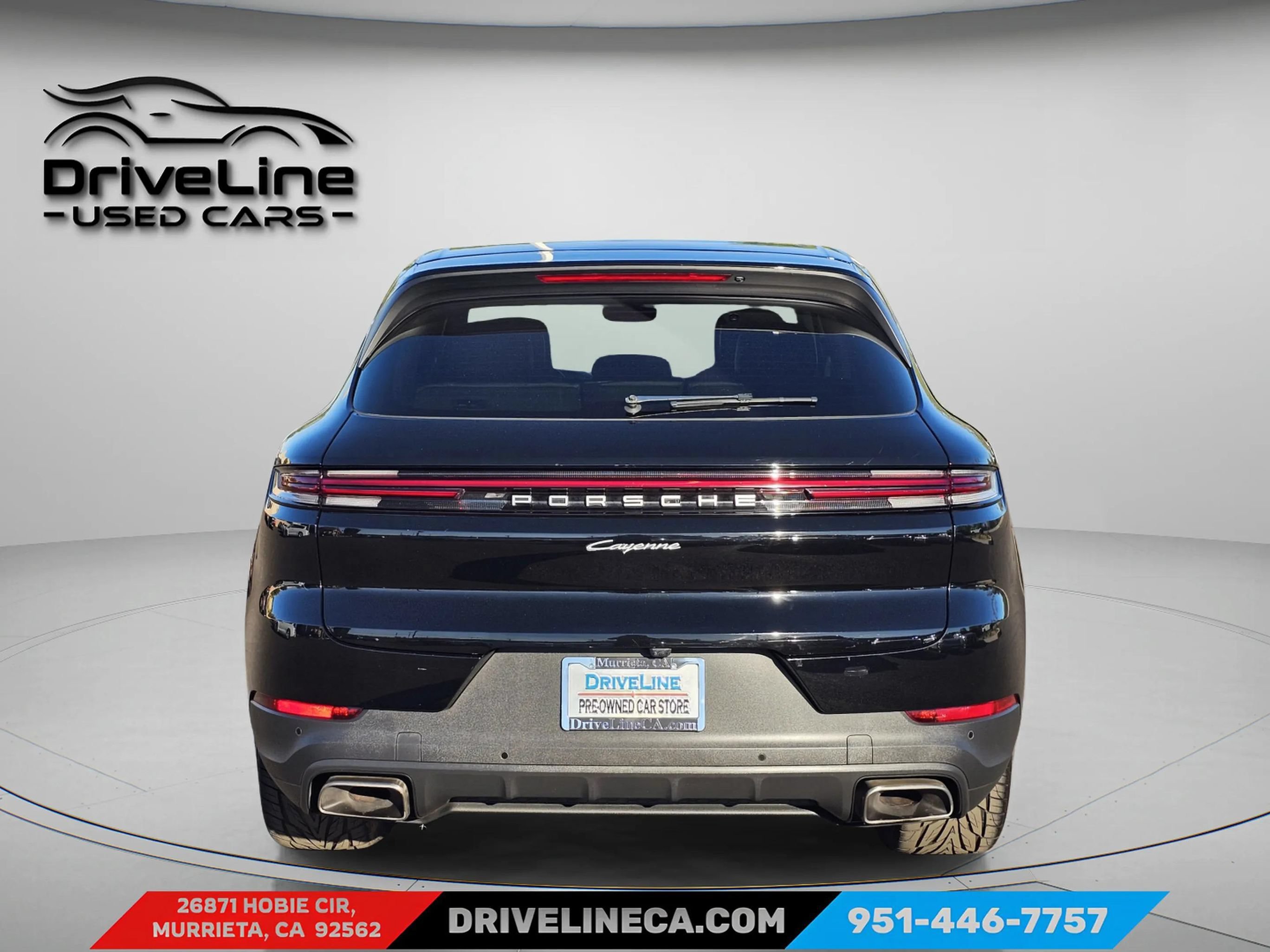 Used 2024 Porsche Cayenne AWD/4WD image 3