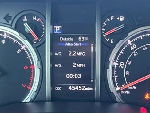 Used 2023 Toyota 4Runner Limited image 15