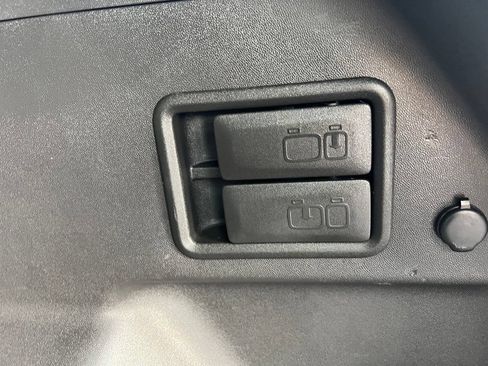 Used 2024 Chevrolet Equinox LT AWD/4WD image 26