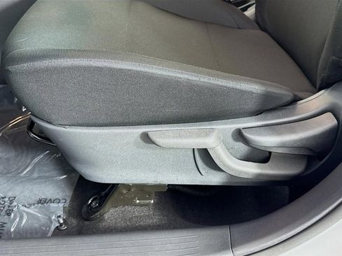 Certified 2025 Nissan Kicks Play S image 20