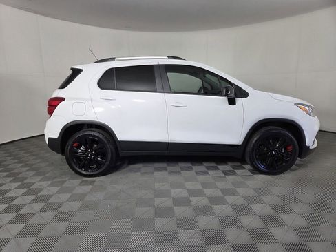 Used 2020 Chevrolet Trax LT w/ Redline Edition image 4