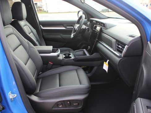 New 2025 GMC Terrain Elevation w/ Elevation Premium Package image 42