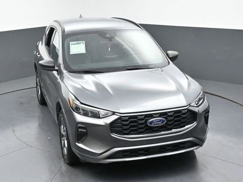 Used 2024 Ford Escape ST-Line image 40