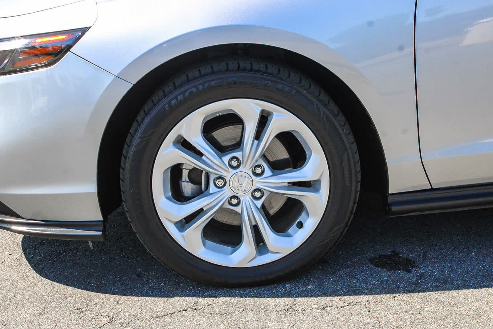 Certified 2023 Honda Accord LX image 9