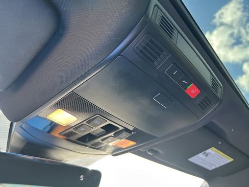 Used 2021 Volkswagen Jetta GLI Autobahn image 45