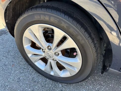 Used 2016 Kia Soul ! image 13