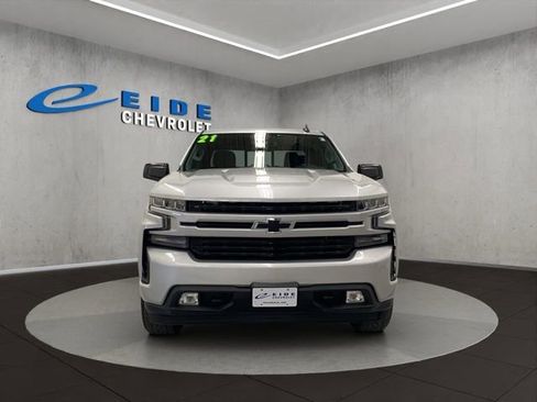 Used 2021 Chevrolet Silverado 1500 RST w/ Convenience Package II AWD/4WD image 9