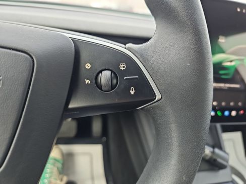 Used 2025 Tesla Model 3 Long Range image 23