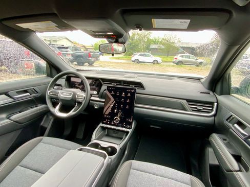New 2026 GMC Terrain Elevation w/ Black Edition AWD/4WD image 29