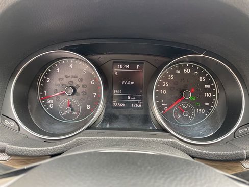 Used 2018 Volkswagen Passat 2.0T SE image 29