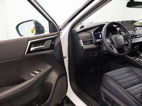 New 2026 Nissan Rogue SL AWD/4WD image 8