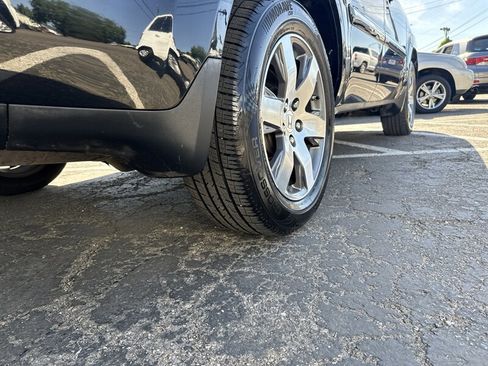 Used 2015 Honda Pilot Touring image 23