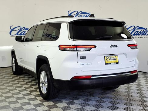 Used 2022 Jeep Grand Cherokee L Laredo w/ Luxury Tech Group I AWD/4WD image 2