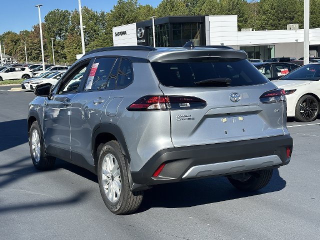 New 2026 Toyota Corolla Cross LE w/ Moonroof Package FWD image 5