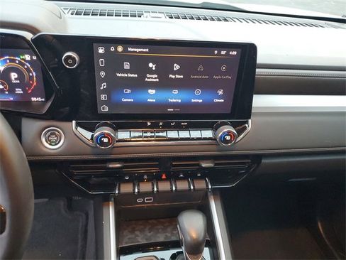 Certified 2024 Chevrolet Colorado LT w/ LT Convenience Package image 20