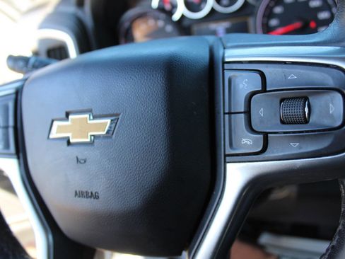 Used 2023 Chevrolet Silverado 2500 LT w/ Convenience Package image 18