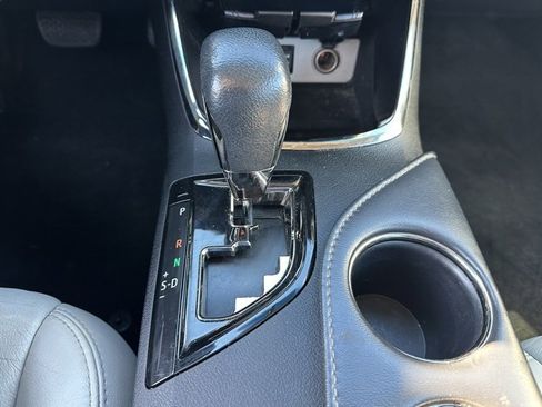 Used 2016 Toyota Avalon XLE image 35