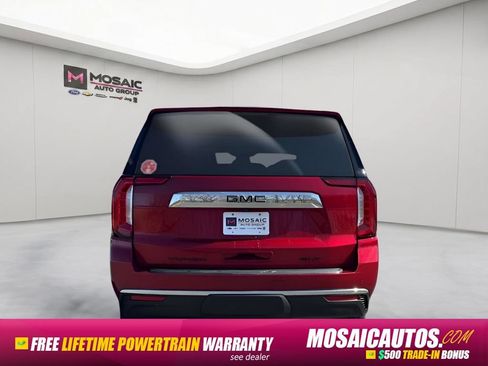 Used 2024 GMC Yukon SLT AWD/4WD image 4