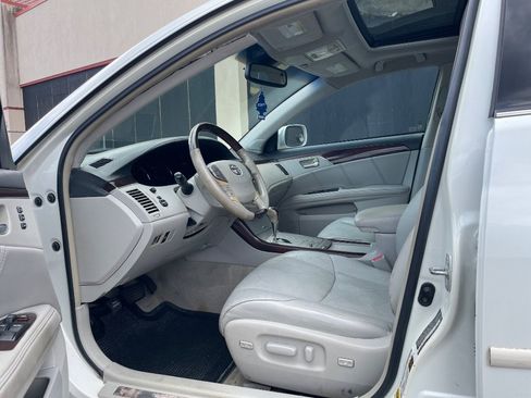 Used 2008 Toyota Avalon Limited FWD image 2