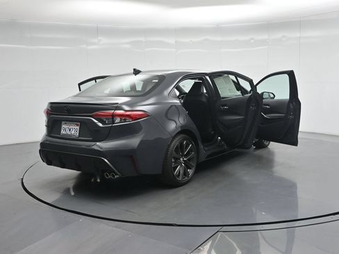 Used 2024 Toyota Corolla XSE FWD image 6