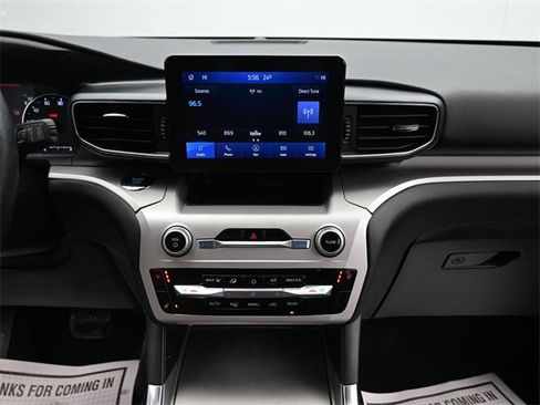 Used 2022 Ford Explorer XLT w/ Equipment Group 202A image 18