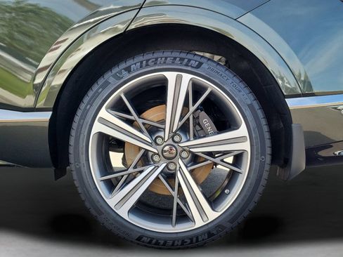 Used 2025 Genesis GV80 3.5T e-SC AWD/4WD image 8