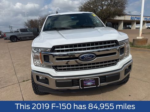 Used 2019 Ford F150 XLT w/ Equipment Group 302A Luxury image 2